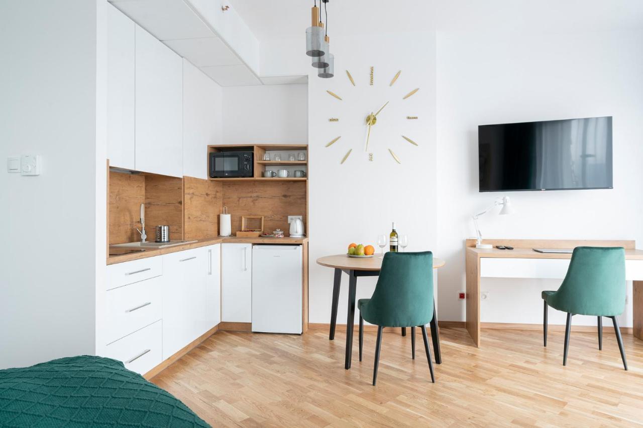 Apartamenty Wola Tower 바르샤바 외부 사진