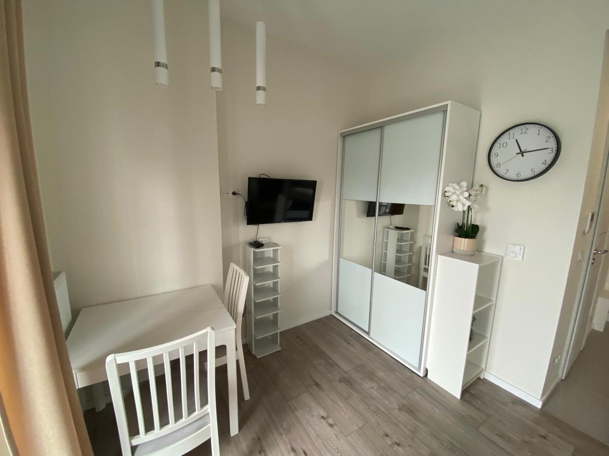 Apartamenty Wola Tower 바르샤바 외부 사진