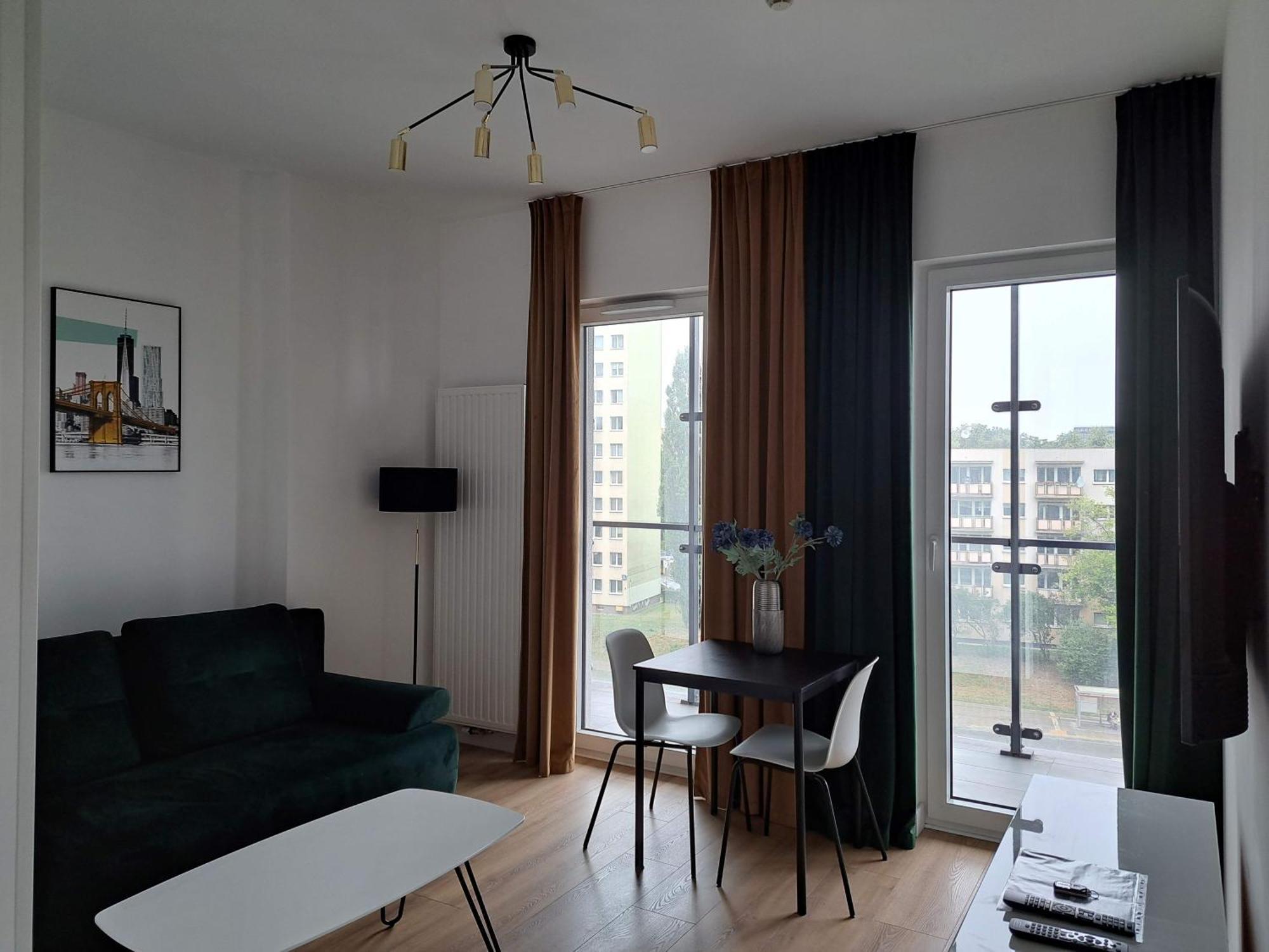 Apartamenty Wola Tower 바르샤바 외부 사진