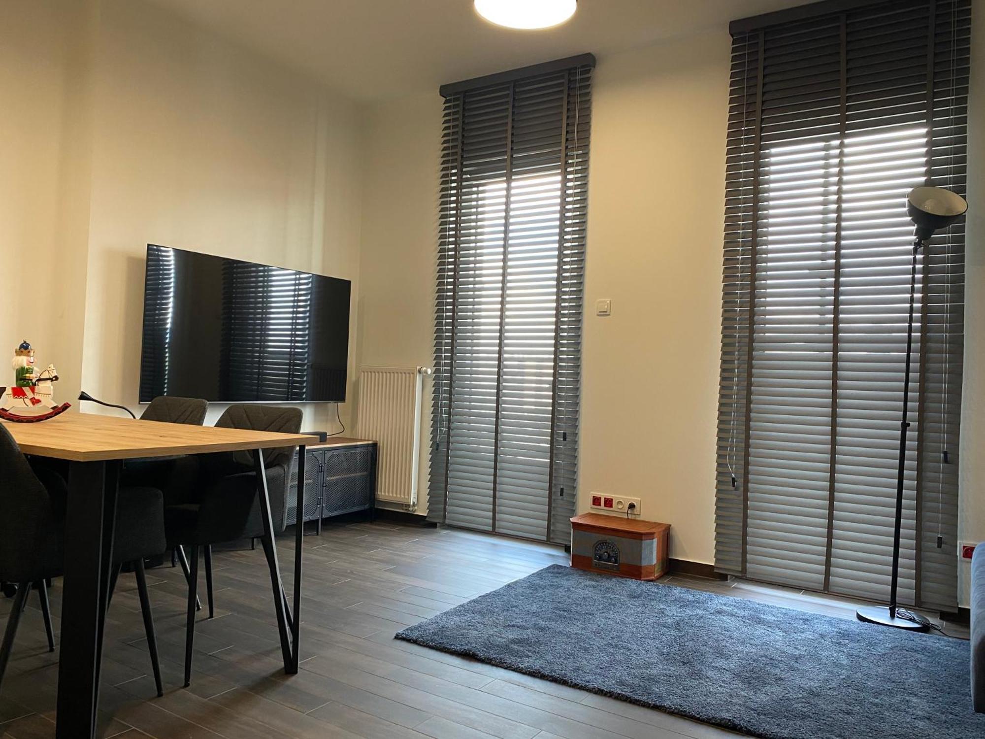 Apartamenty Wola Tower 바르샤바 외부 사진