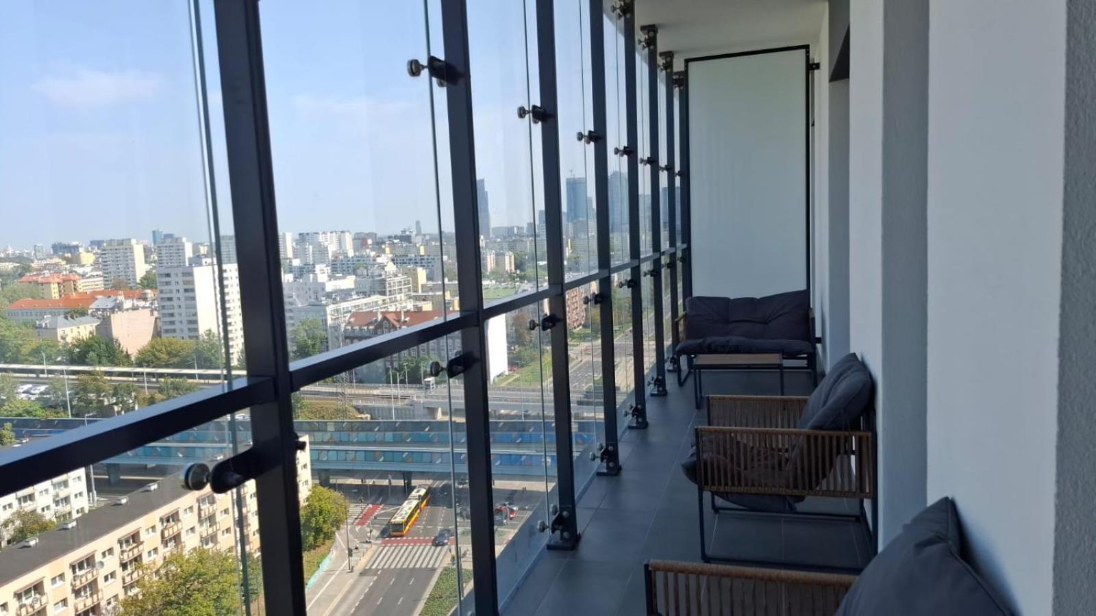 Apartamenty Wola Tower 바르샤바 외부 사진